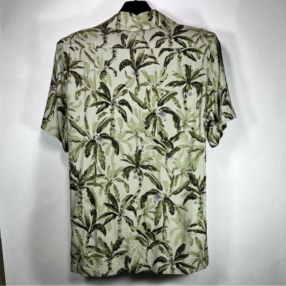 Men’s H&M Khaki Green Relaxed Fit Patterned Resort Shirt, Size: Small - Picture 11 of 11